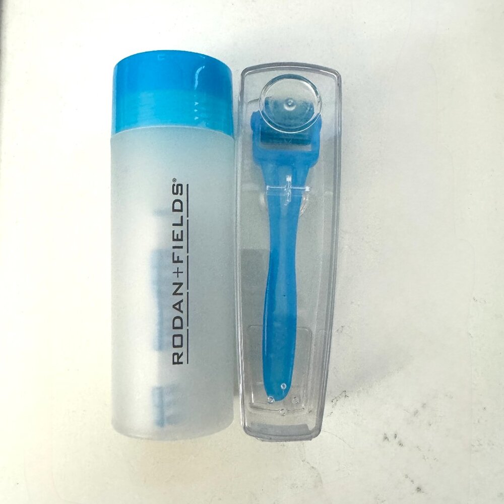 Rodan+Fields AMP Micro Exfliating Roller + Cleaning Bottle